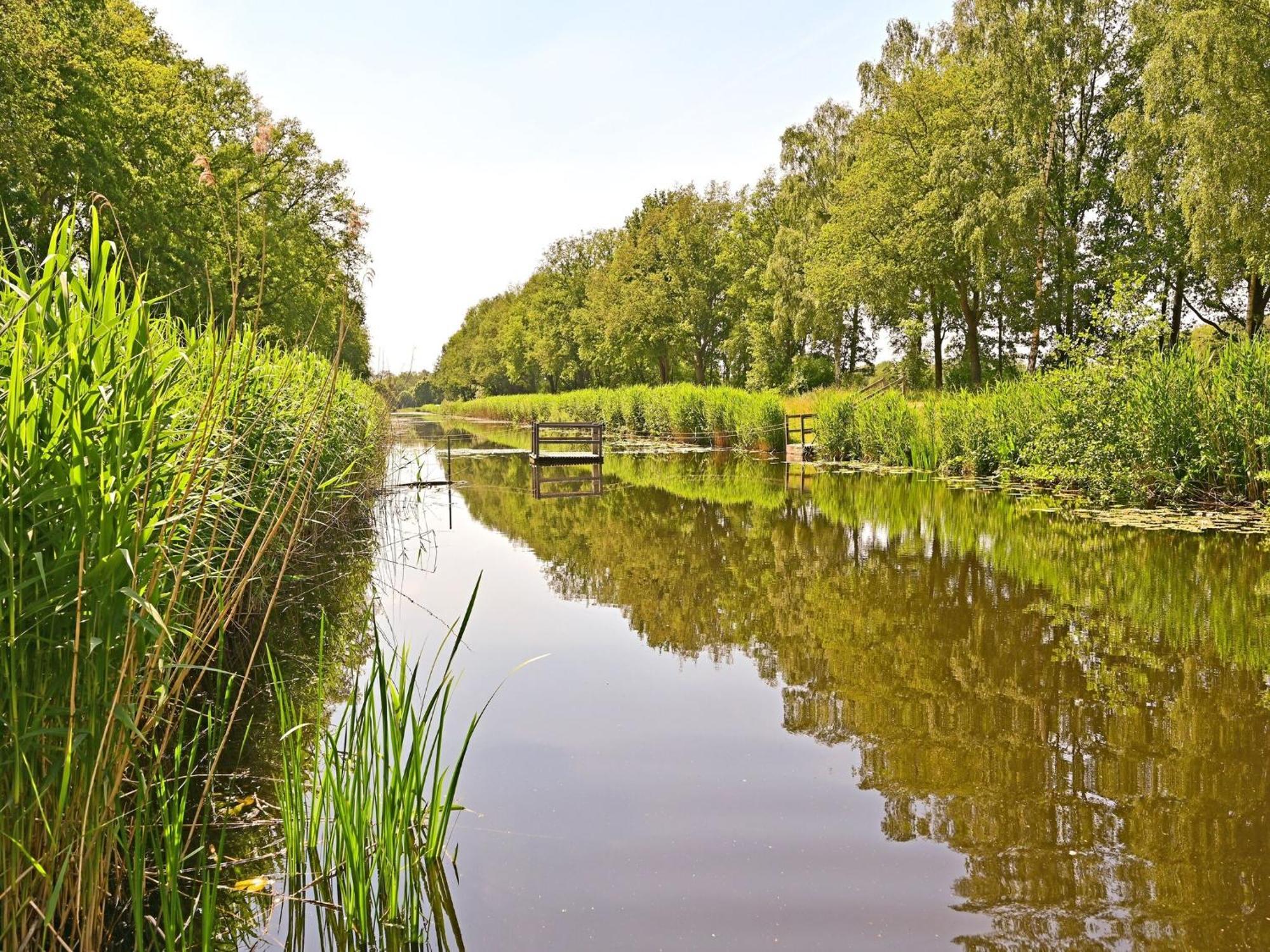 Chalet With Gorgeous View Of The Natural Surroundings Weerselo 외부 사진