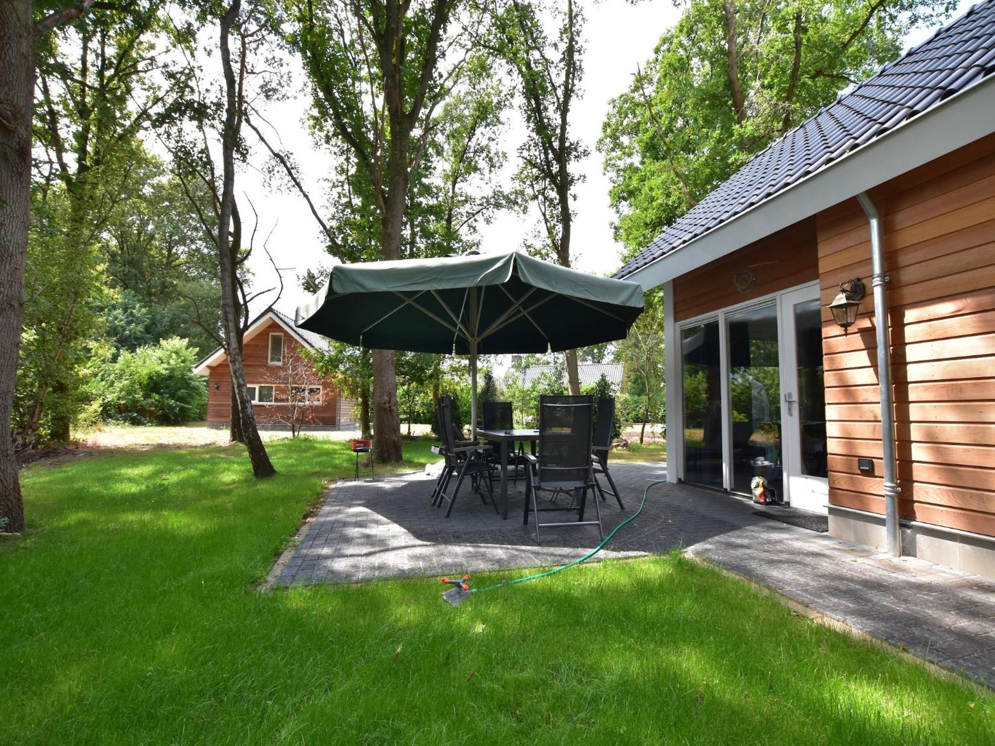 Chalet With Gorgeous View Of The Natural Surroundings Weerselo 외부 사진